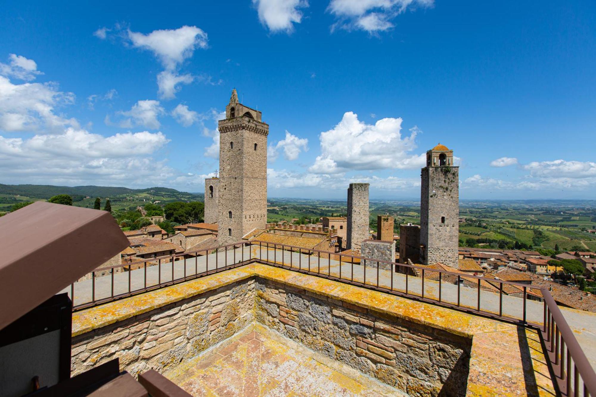 דירות סן ג'ימיניאנו The Artists' Tower - Amazing View From The Tower מראה חיצוני תמונה